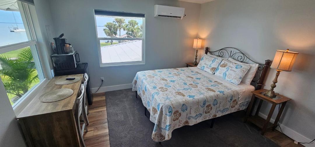 Photo of Bedroom in Titusville