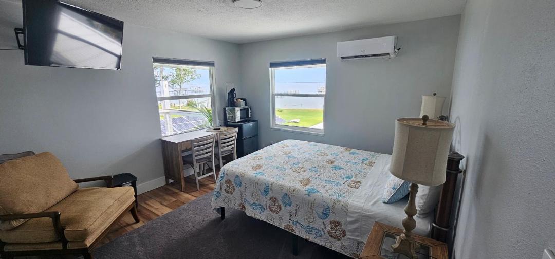 Photo of Bedroom in Titusville
