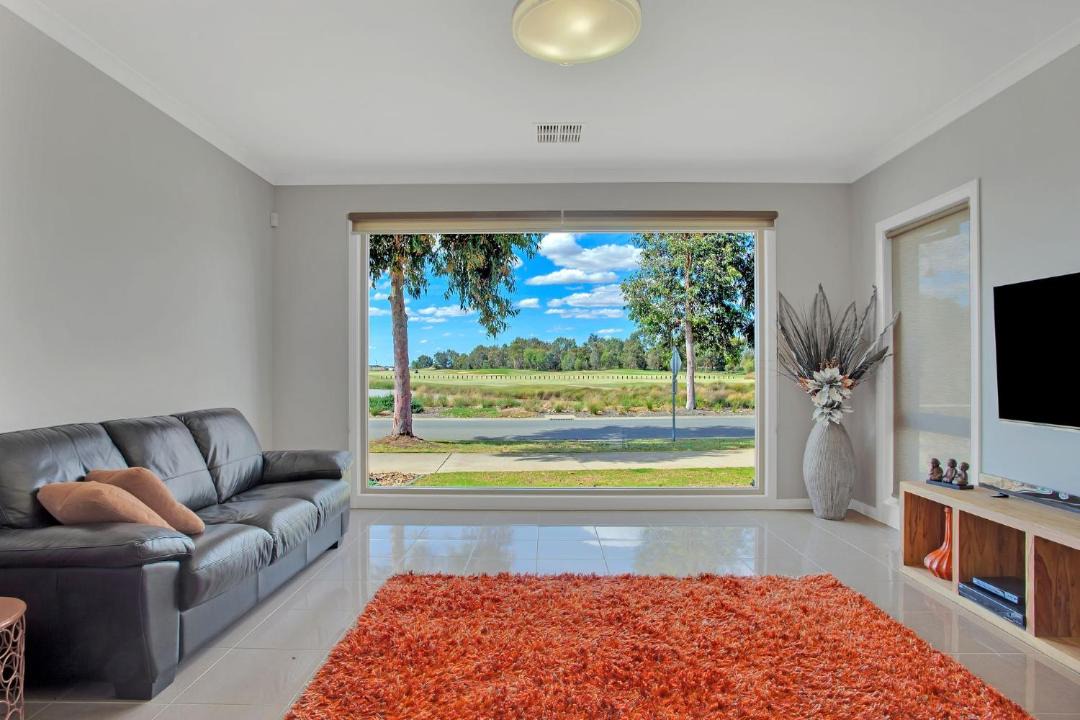 Photo of Livingroom in Yarrawonga