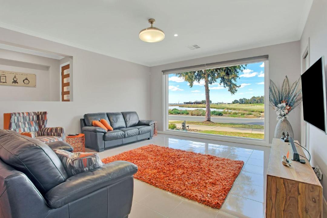 Photo of Livingroom in Yarrawonga