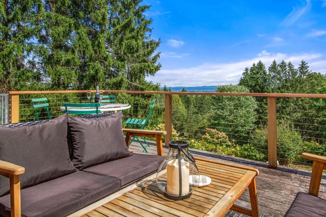 Photo of Patio Balcony in Hollowville