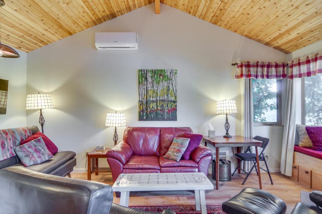 Photo of Others in Lake Bosworth