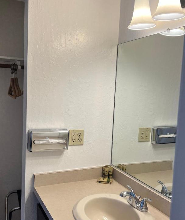 Photo of Others in Willits