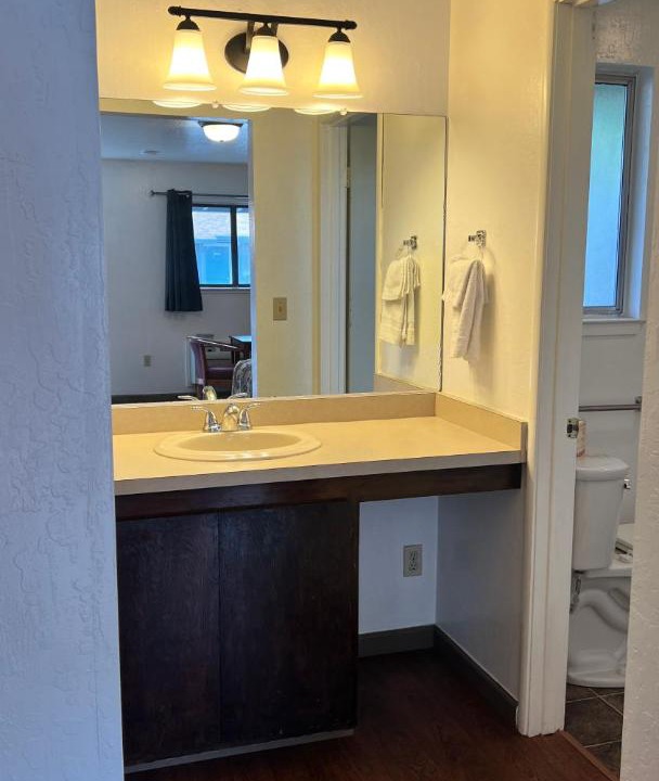 Photo of Others in Willits