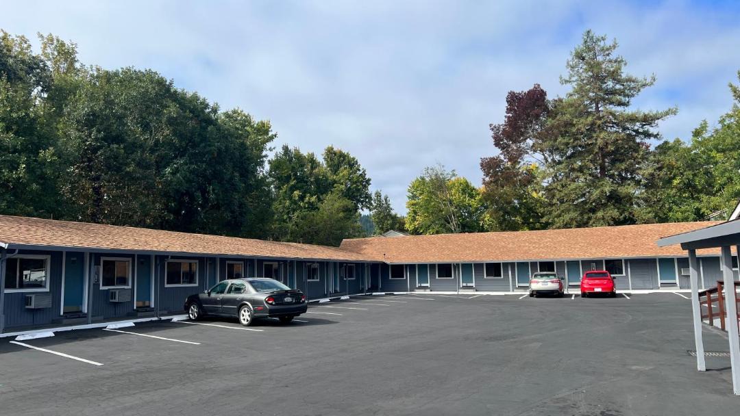 Photo of Others in Willits