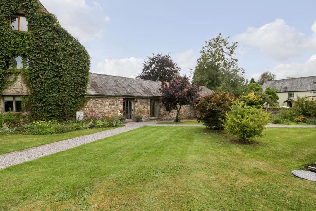 Photo of Others in Kemeys Commander