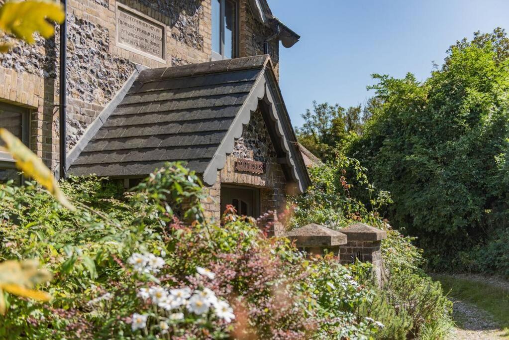 Photo of Others in Martin