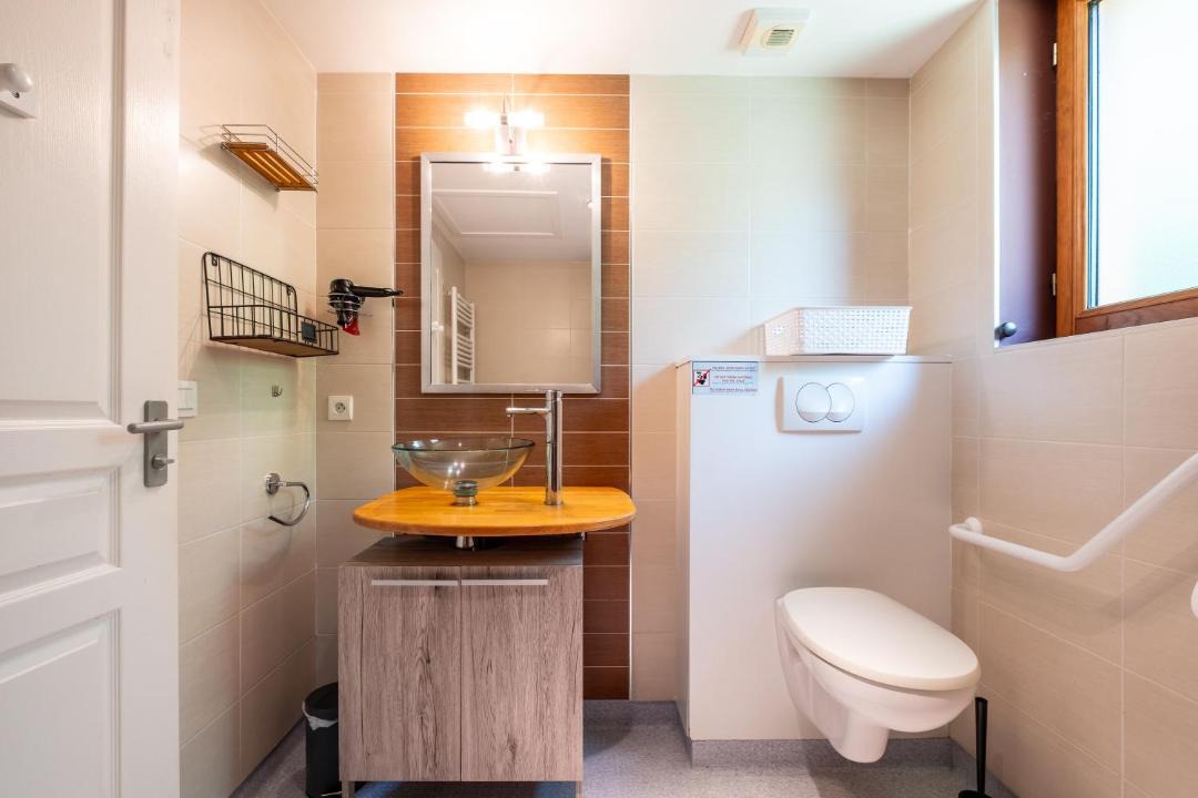 Photo of Bathroom in Montoulieu