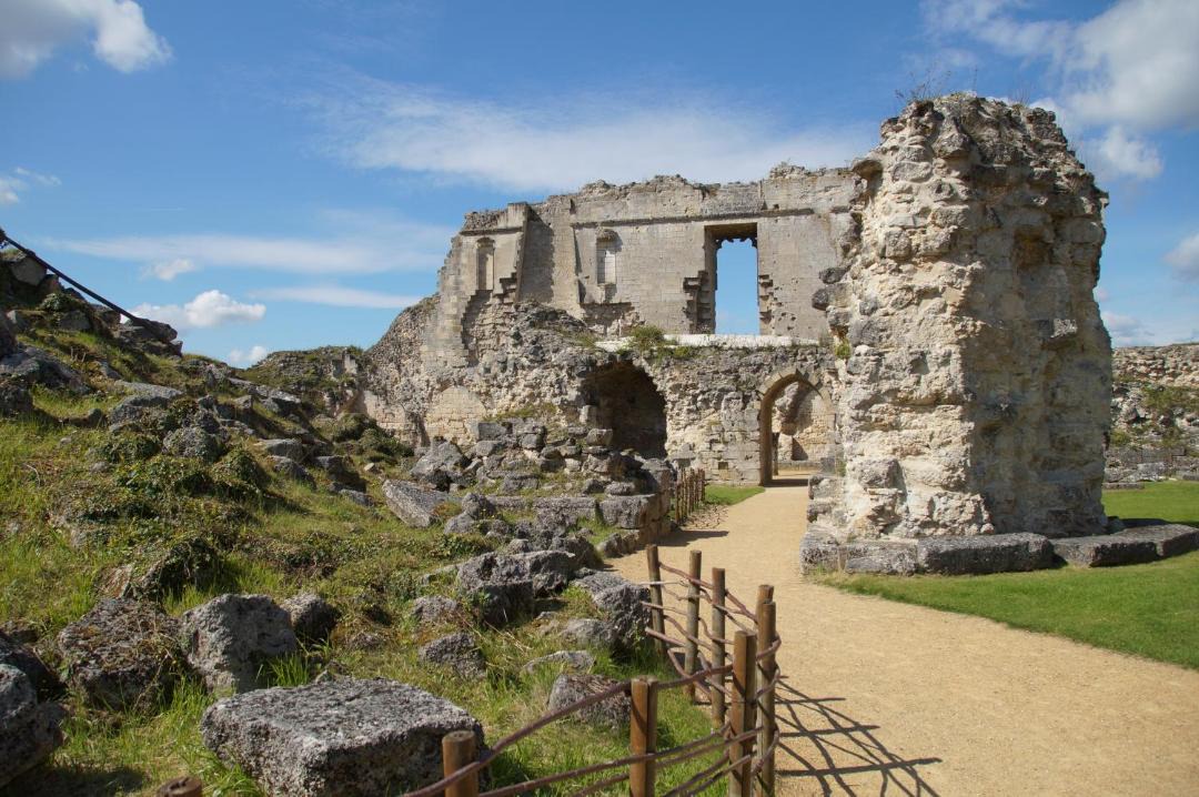 Photo of Others in Coucy-le-Chateau-Auffrique