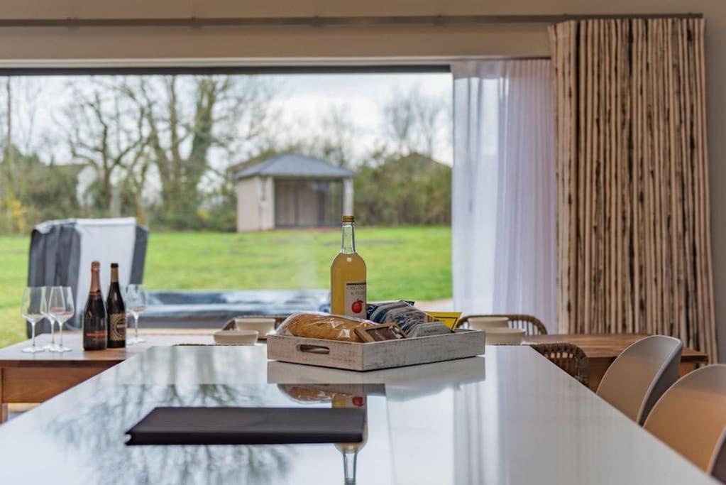 Photo of Livingroom in Sittingbourne