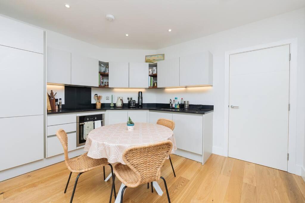 Photo of Others in Redcliffe