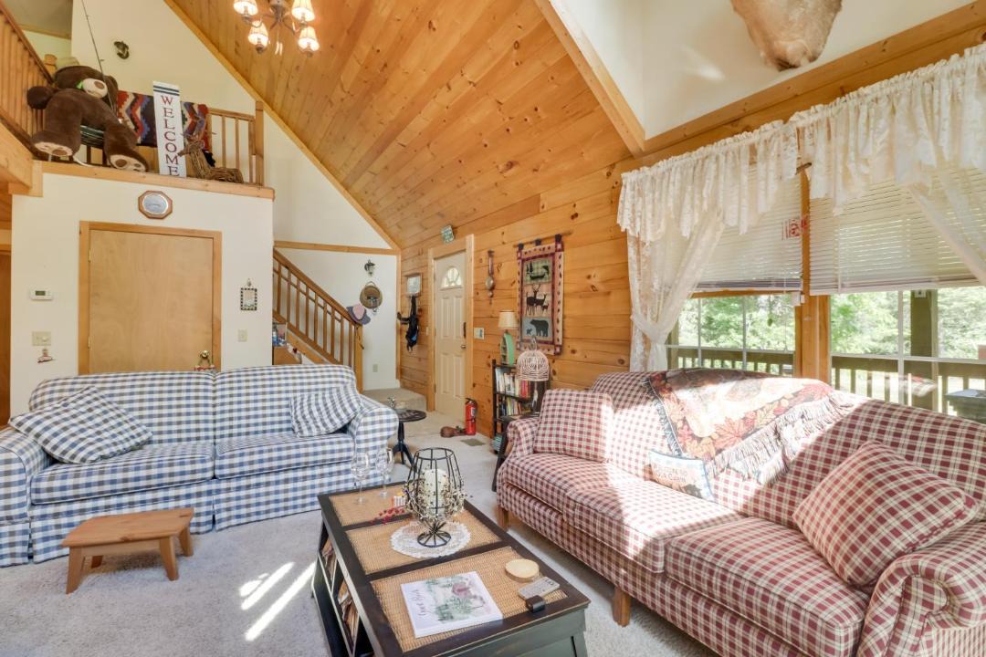 Photo of Livingroom in Fulks Run