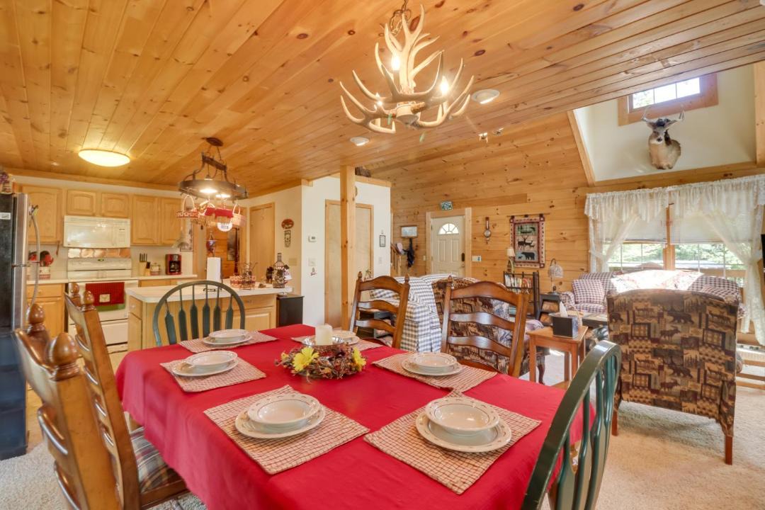 Photo of Livingroom in Fulks Run