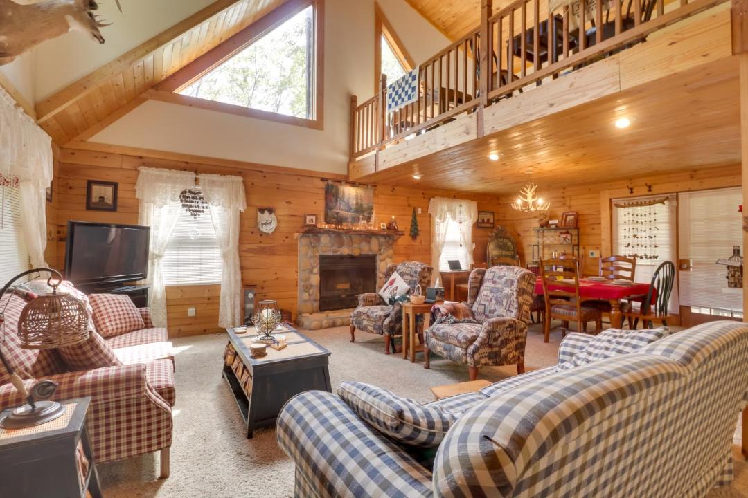 Photo of Livingroom in Fulks Run