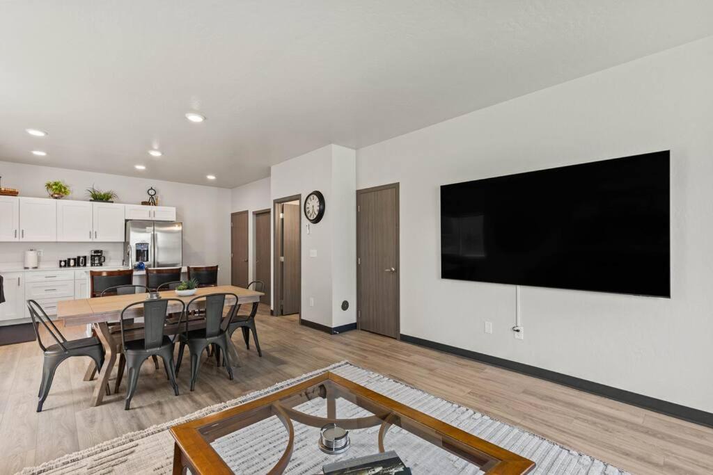 Photo of Livingroom in West Central