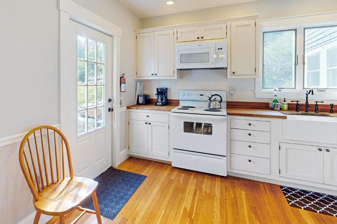 Photo of Kitchen in Hall Quarry