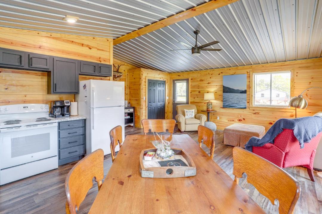 Photo of Livingroom in Boswell