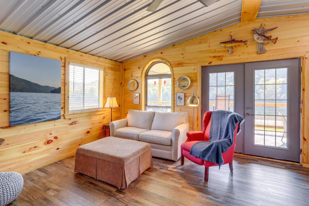 Photo of Livingroom in Boswell