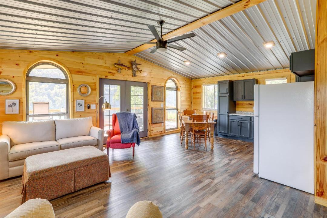 Photo of Livingroom in Boswell