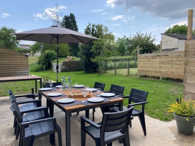 Photo of Patio Balcony in Saint-Fraimbault