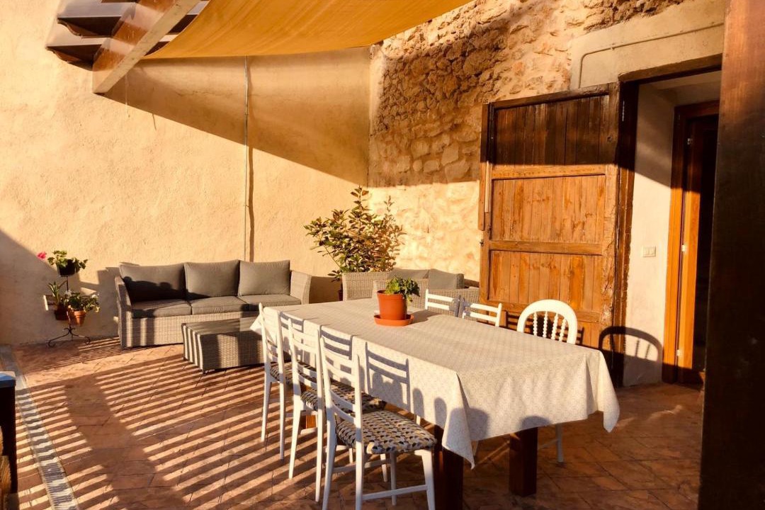 Photo of Patio Balcony in Dosbarrios