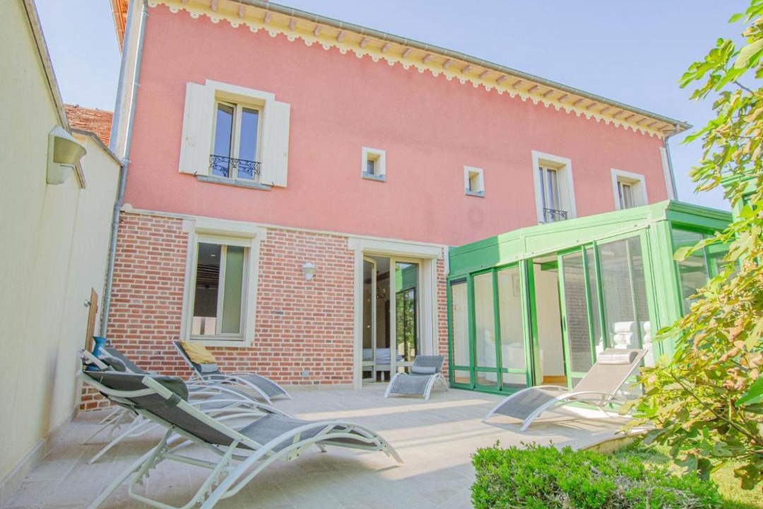 Photo of Buildings in Mesnil-Saint-Pere