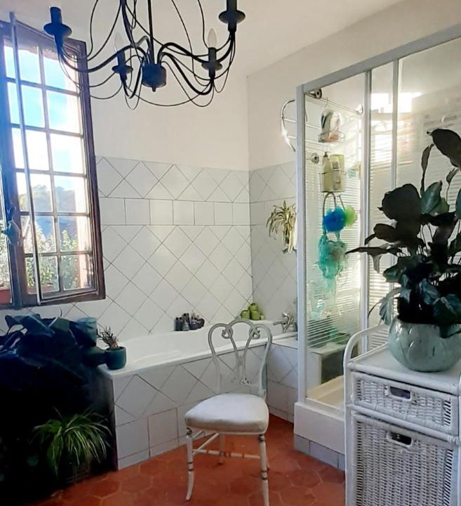 Photo of Others in Saint-Saens