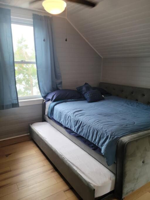 Photo of Others in Salem