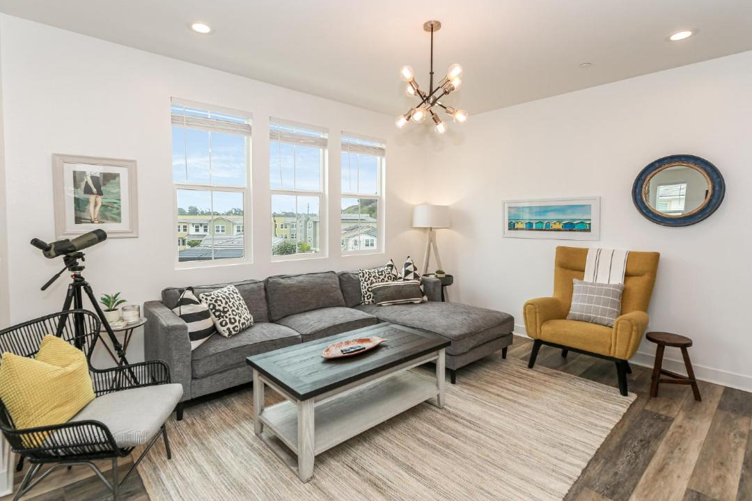 Photo of Livingroom in Townsite