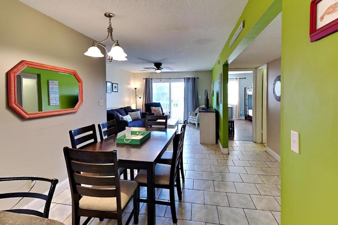 Photo of Livingroom in Pensacola Beach