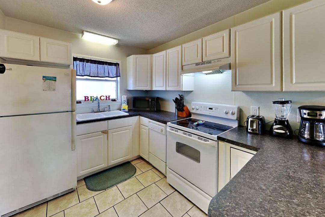 Photo of Kitchen in Pensacola Beach