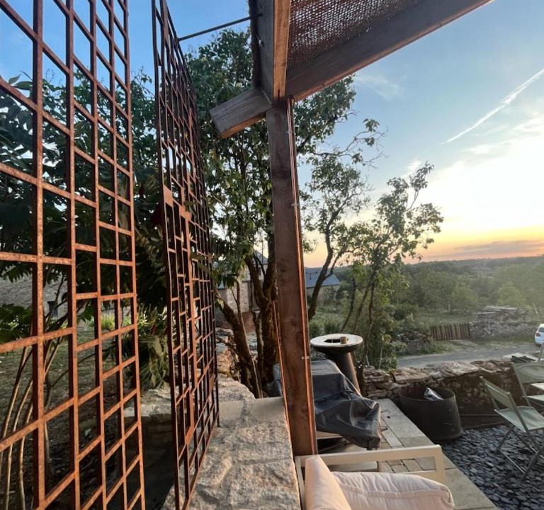 Photo of Patio Balcony in Bozouls