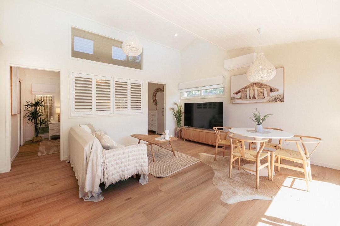 Photo of Livingroom in Dolphin Point