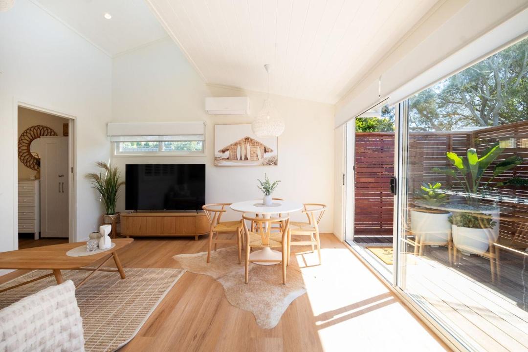 Photo of Livingroom in Dolphin Point
