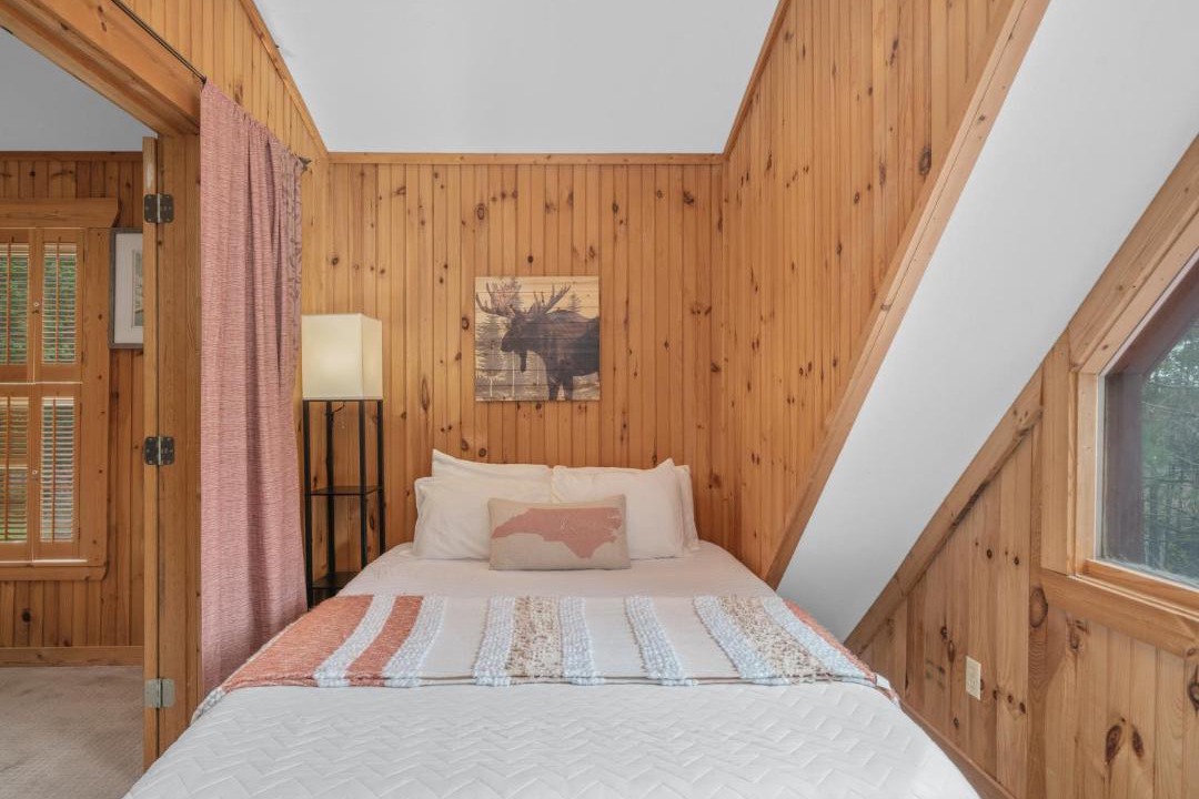 Photo of Bedroom in Vein Mountain