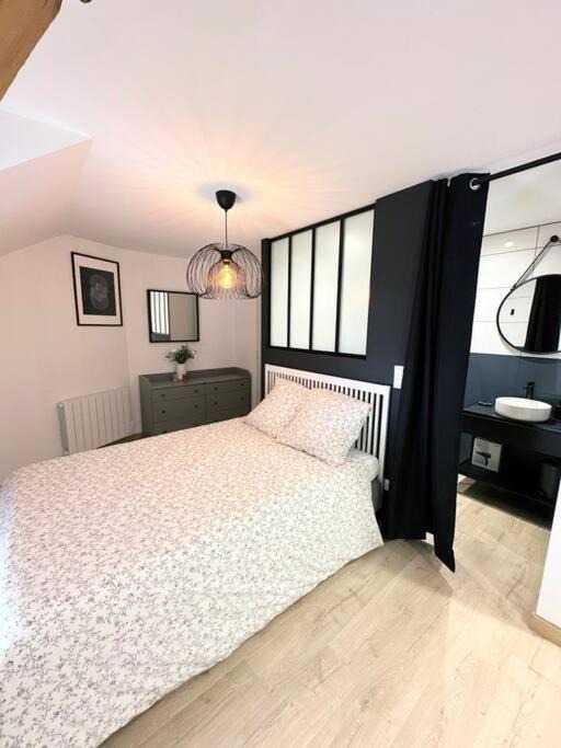 Photo of Bedroom in Rodez