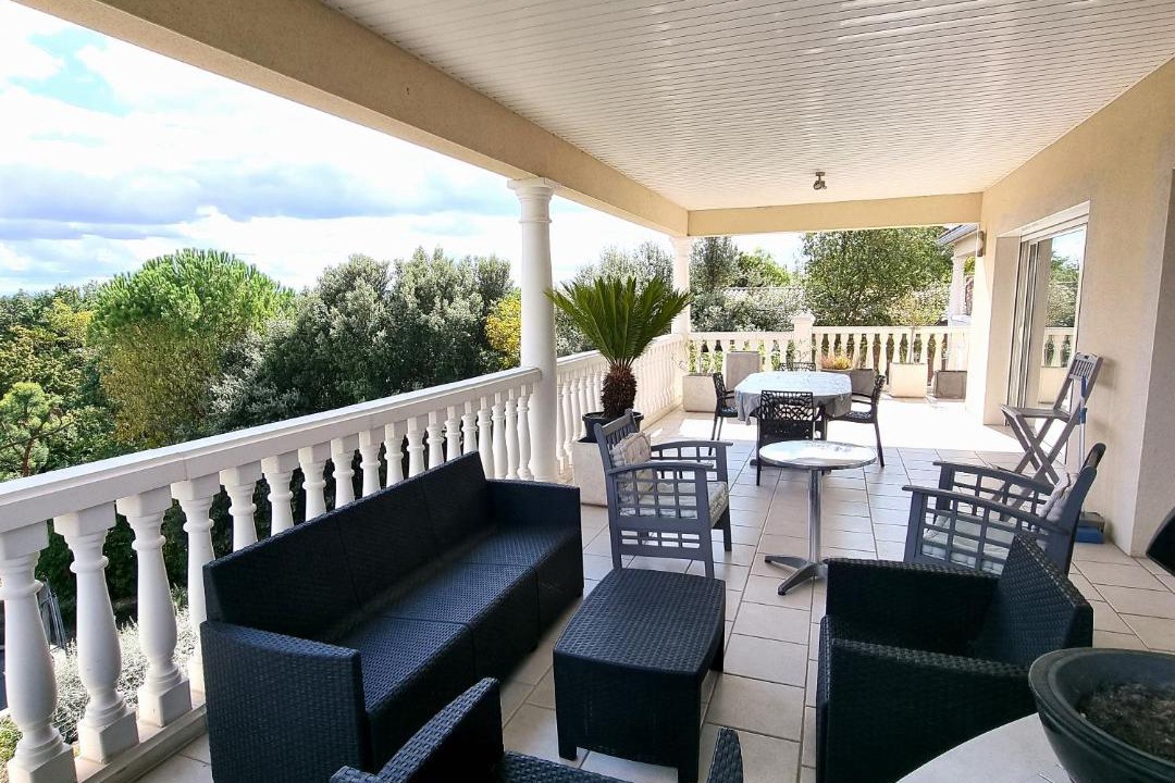 Photo of Patio Balcony in Ayguesvives