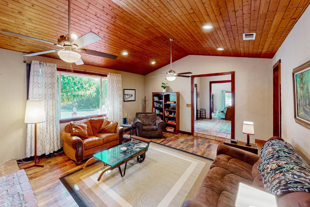 Photo of Others in Jamestown