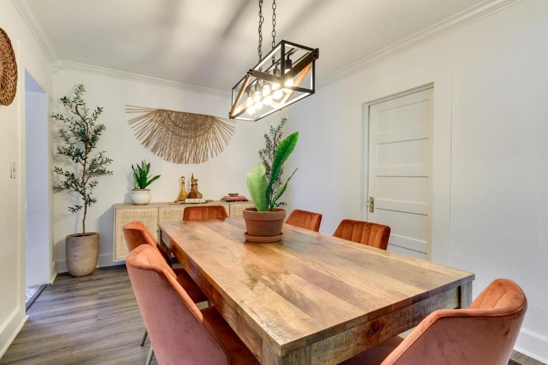 Photo of Livingroom in Winter Garden
