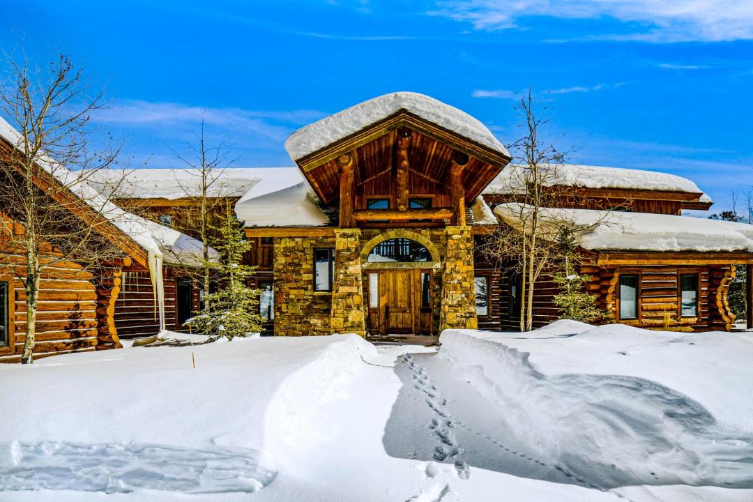 Photo of Buildings in Gallatin Gateway