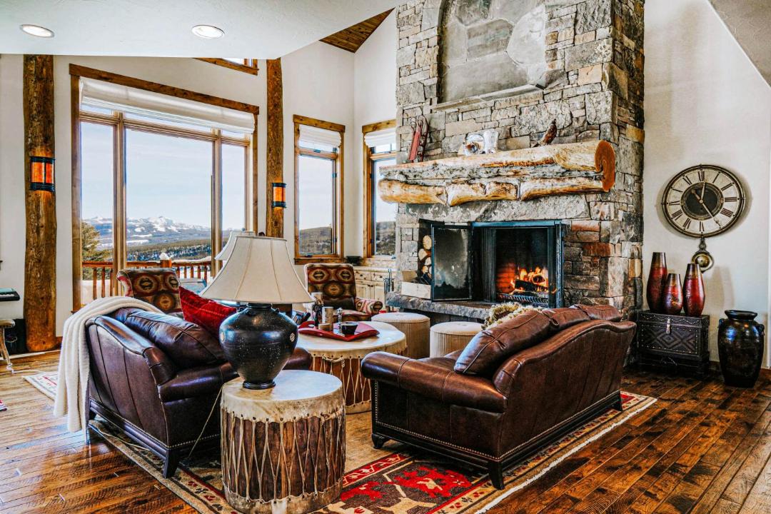 Photo of Livingroom in Gallatin Gateway