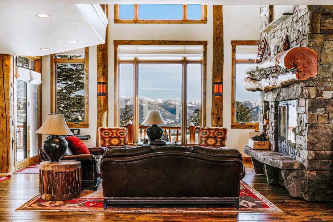 Photo of Livingroom in Gallatin Gateway