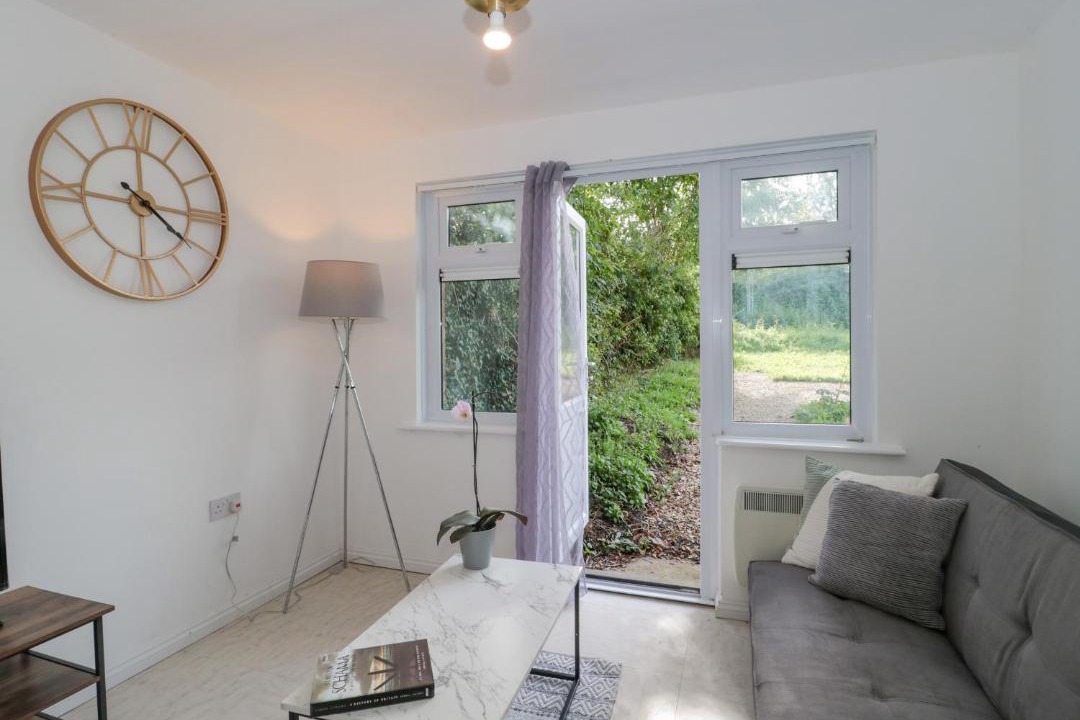 Photo of Livingroom in Cliffe Pypard