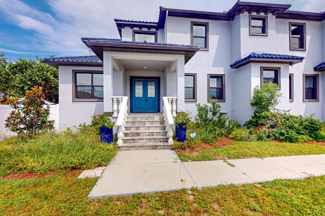 Photo of Others in Apollo Beach