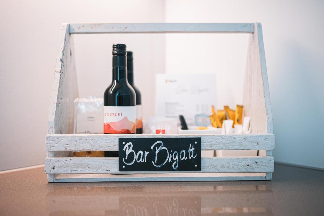 Photo of Others in Paradiso