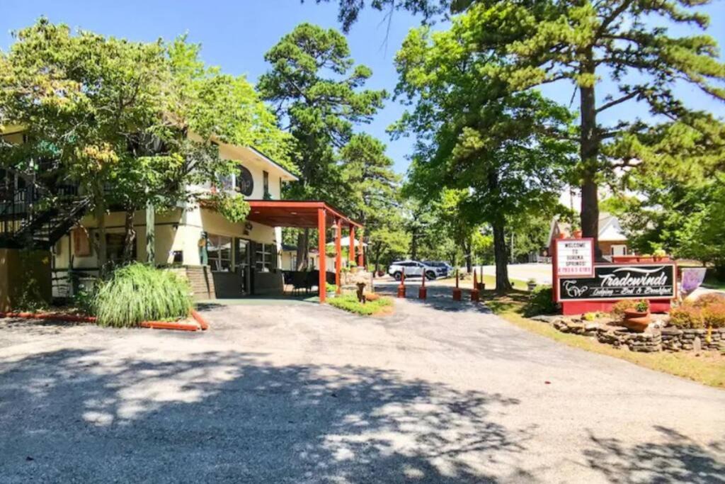 Photo of Others in Eureka Springs Historic District