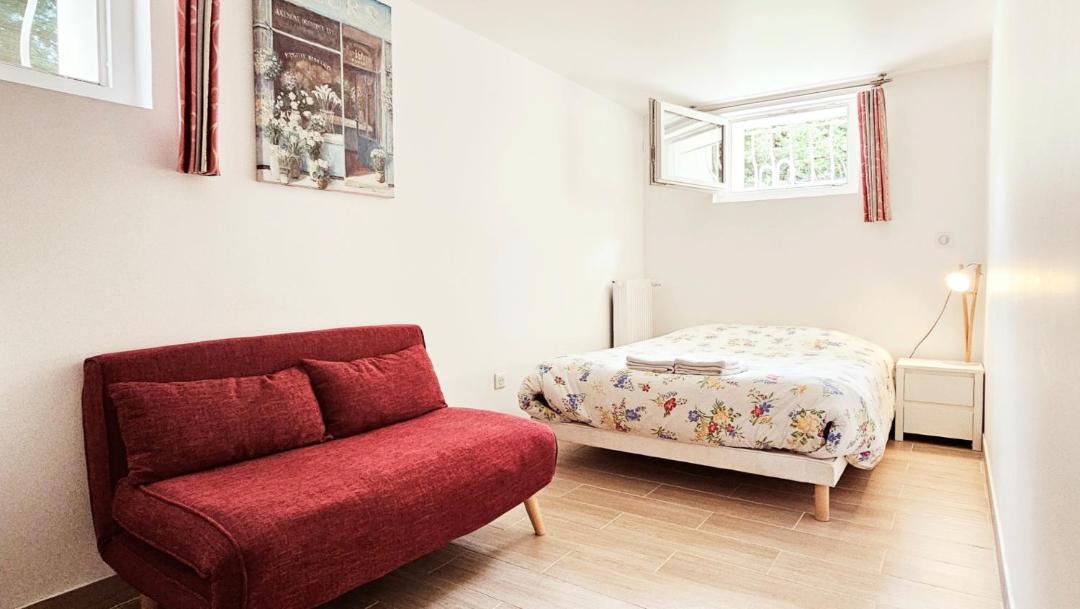 Photo of Others in Les Muriers