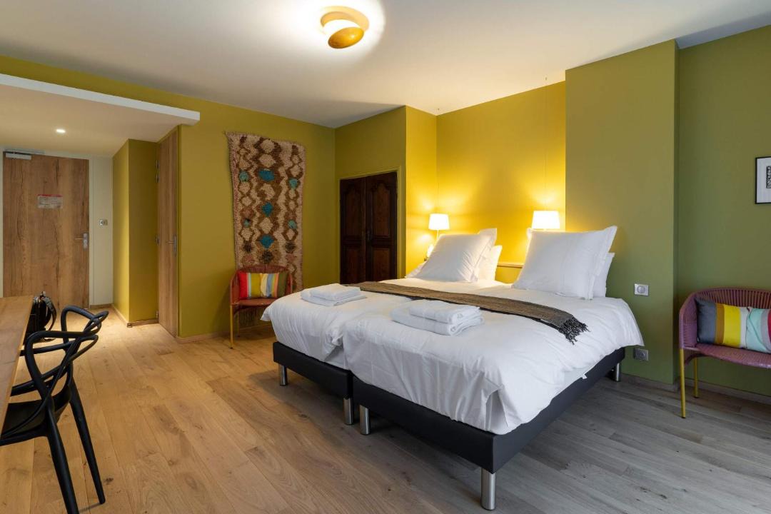 Photo of Others in Ambert