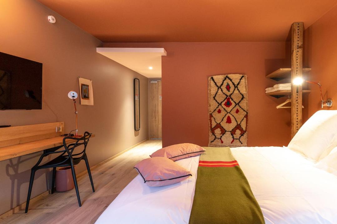 Photo of Others in Ambert