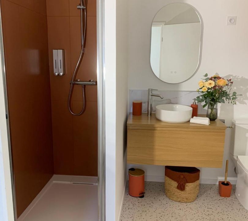 Photo of Others in Dormans